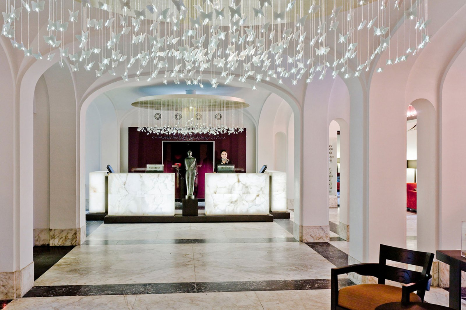 02_TheGrand_reception.jpg