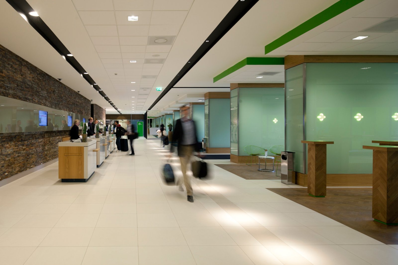 08_Novotel_Interior_Reception-and-Lobby.jpg